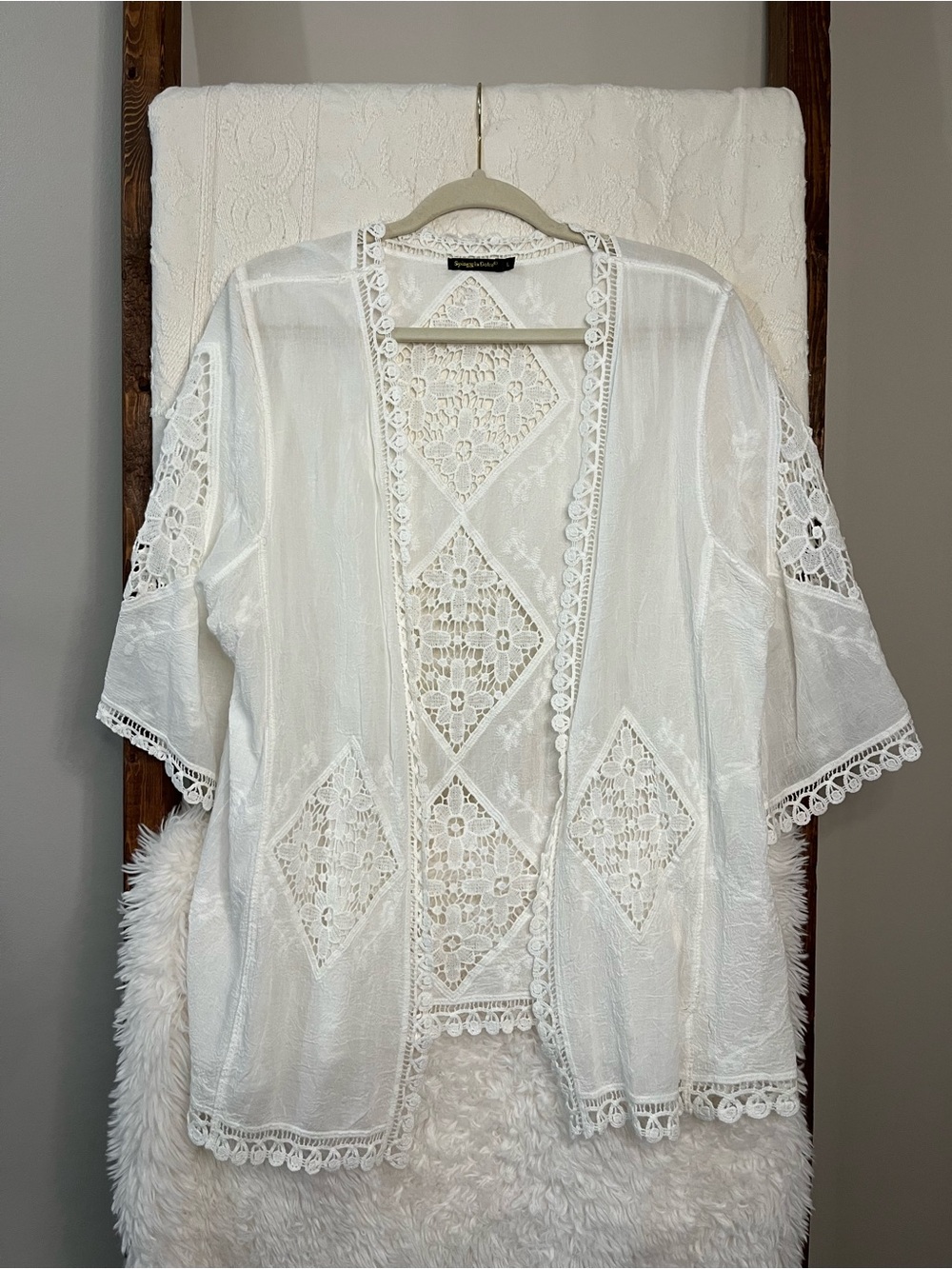 Spiaggia Dolce White Lace Crochet Kimono Cardigan – Boho Beach Coverup